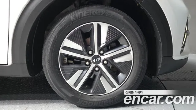 Kia Niro 2019 thumb 4
