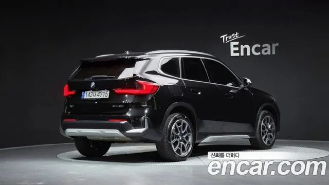 BMW X1 2024 thumb 10