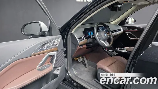 BMW X1 2024 thumb 2