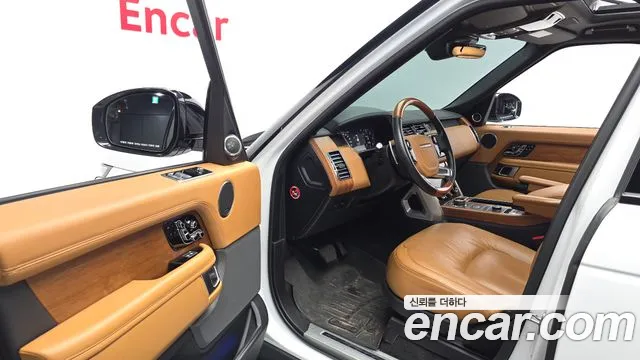 Land Rover Range Rover 2022 thumb 9