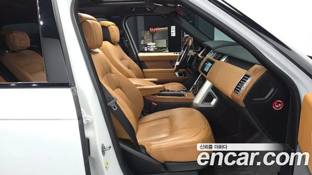 Land Rover Range Rover 2022 thumb 2