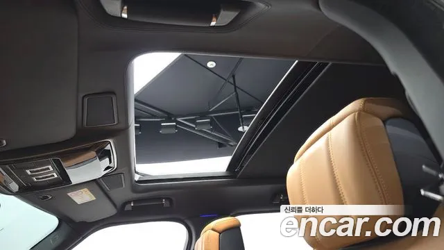 Land Rover Range Rover 2022 thumb 11