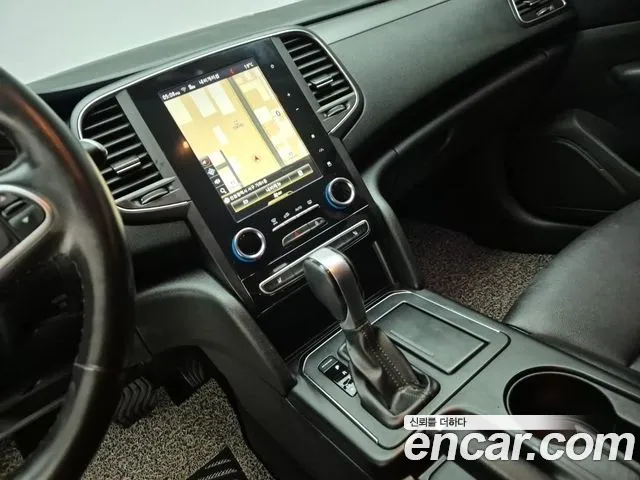 Renault SM6 2019 thumb 11