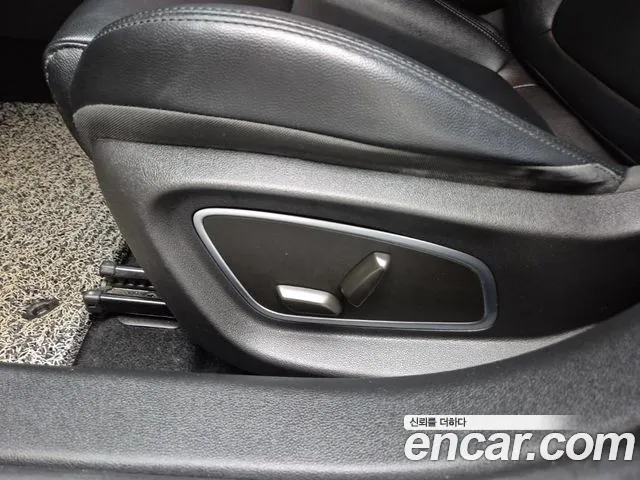 Renault SM6 2019 thumb 9