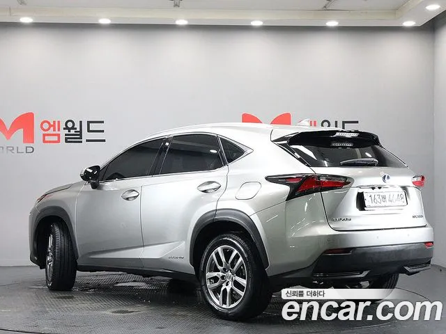 Lexus NX 2017 thumb 3