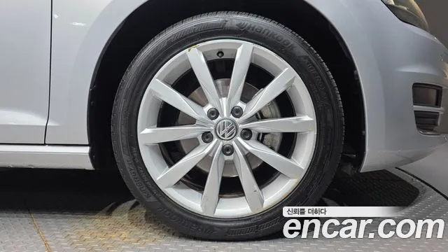 Volkswagen Golf 2015 thumb 3