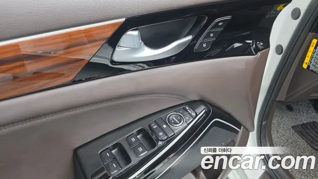 Kia K7 2016 thumb 6