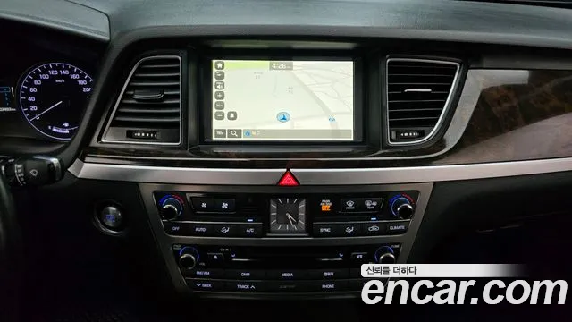 Hyundai Genesis 2015 thumb 2