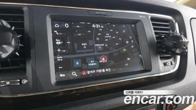 Kia Carnival 2019 thumb 2
