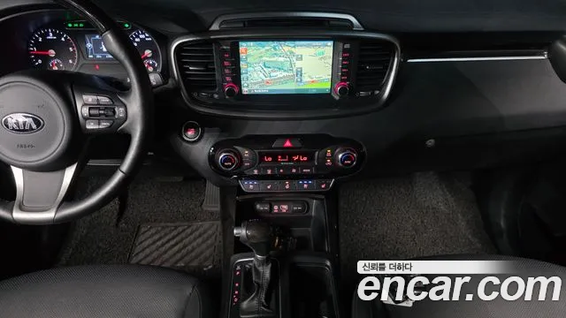 Kia Sorento 2015 thumb 8