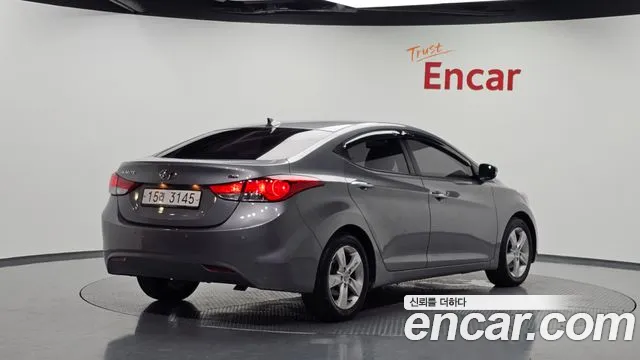 Hyundai Avante 2013 thumb 11