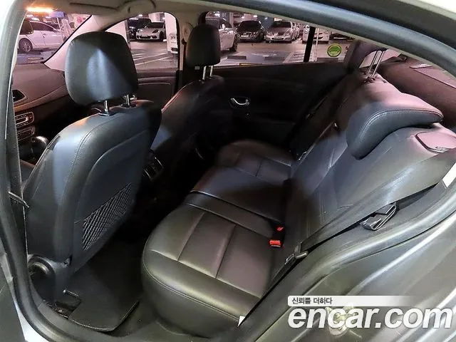 Renault SM3 2018 thumb 5