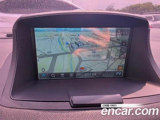 Renault SM3 2018 thumb 9