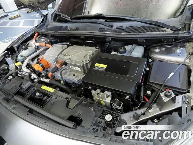 Renault SM3 2018 thumb 3