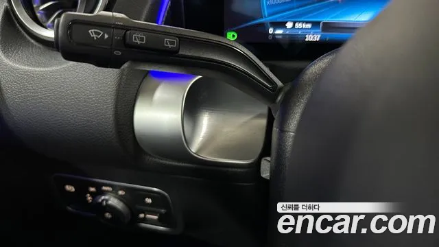 Mercedes-Benz GLB 2025 thumb 8
