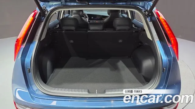 Kia Niro 2025 thumb 8