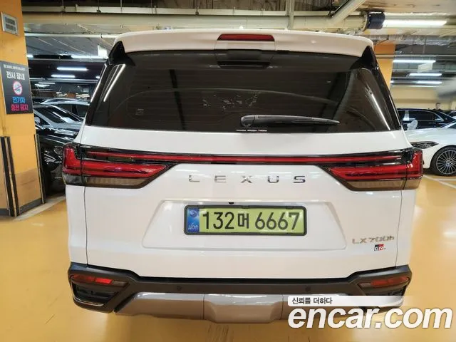 Lexus LX 2025 thumb 4