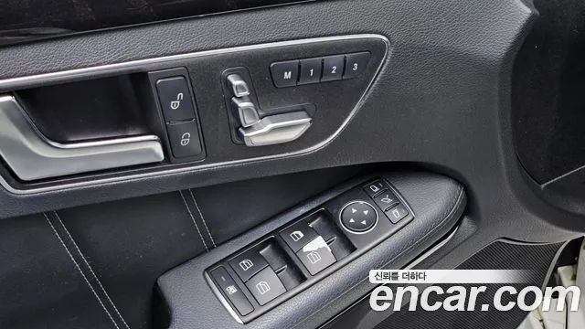 Mercedes-Benz E-Class 2015 thumb 7