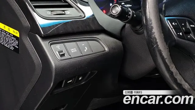 Hyundai Grandeur 2015 thumb 11