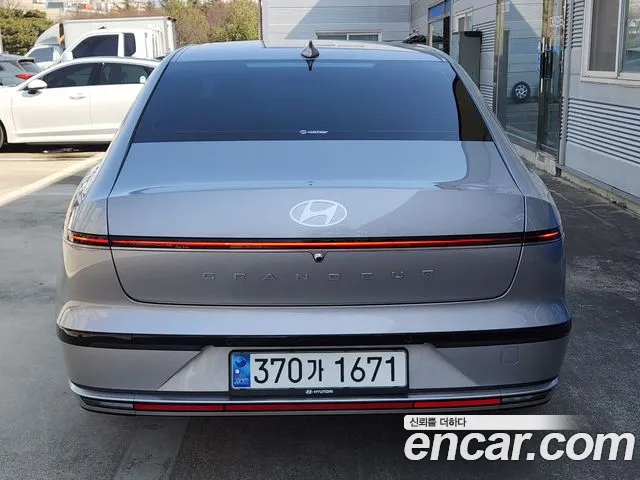 Hyundai Grandeur 2023 thumb 9