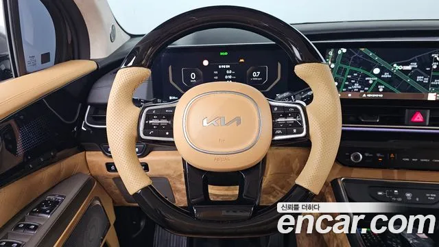 Kia Carnival 2024 thumb 9