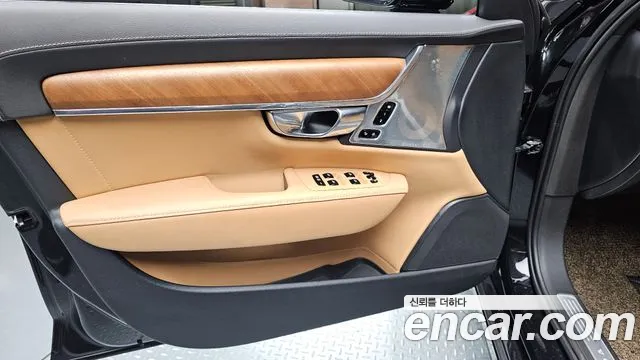 Volvo S90 2019 thumb 4