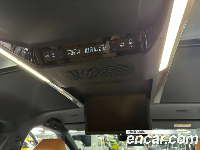 Toyota Alphard 2024 thumb 5