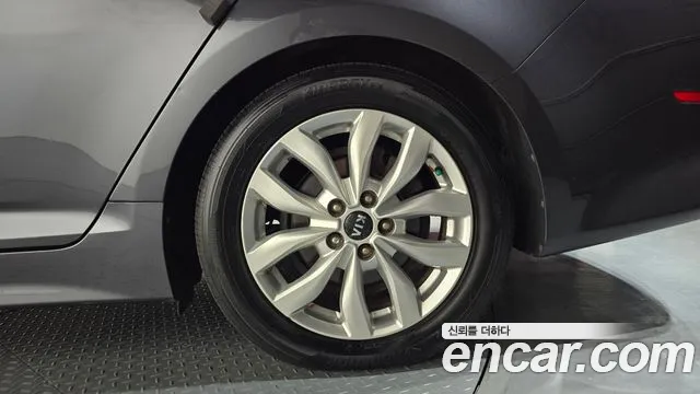 Kia K5 2013 thumb 11