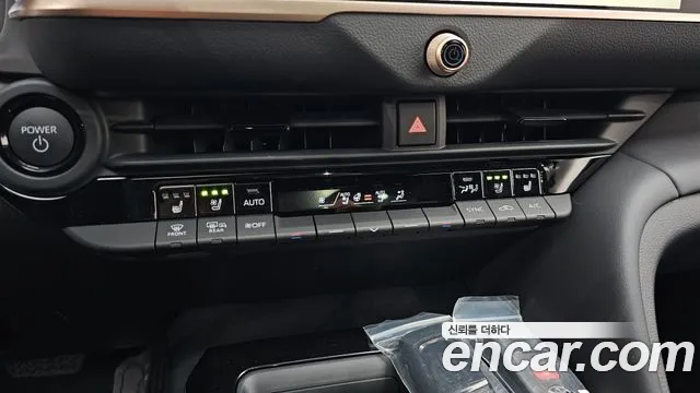 Toyota Crown Crossover 2026 thumb 5