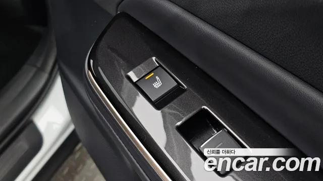 Toyota Crown Crossover 2026 thumb 6