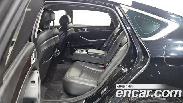 Hyundai Genesis 2014 thumb 2