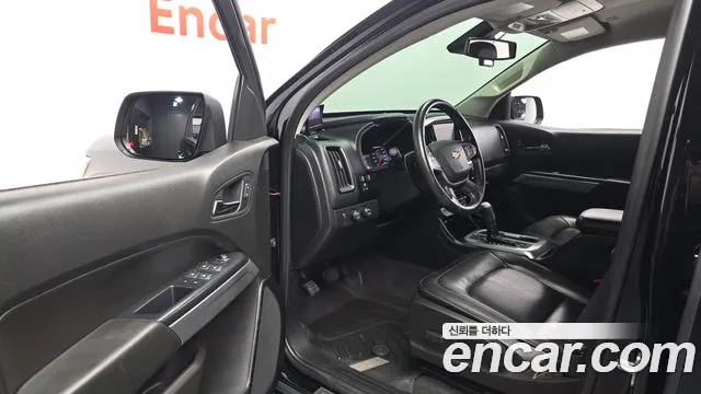 Chevrolet Colorado 2020 thumb 2