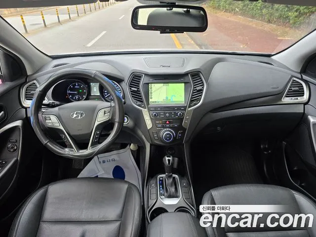 Hyundai Santafe 2015 thumb 2