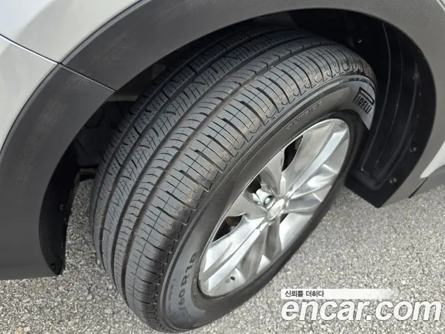 Hyundai Santafe 2015 thumb 12