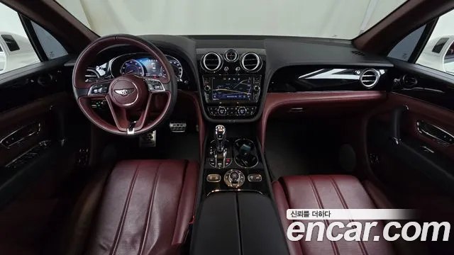 Bentley Bentayga 2020 thumb 7