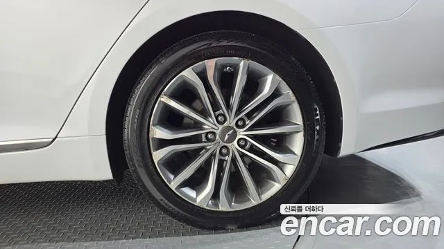 Hyundai Genesis 2016 thumb 4
