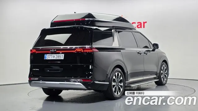 Kia Carnival 2021 thumb 4