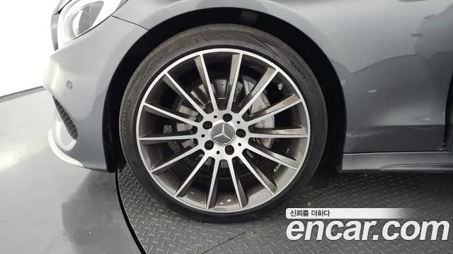 Mercedes-Benz C-Class 2016 thumb 8