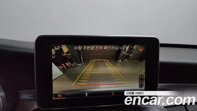Mercedes-Benz C-Class 2016 thumb 3