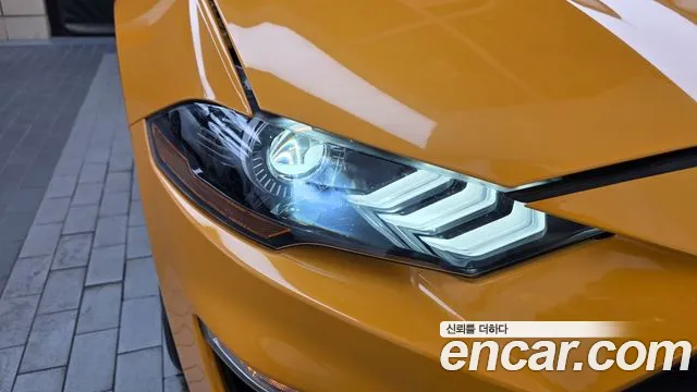 Ford Mustang 2022 thumb 12