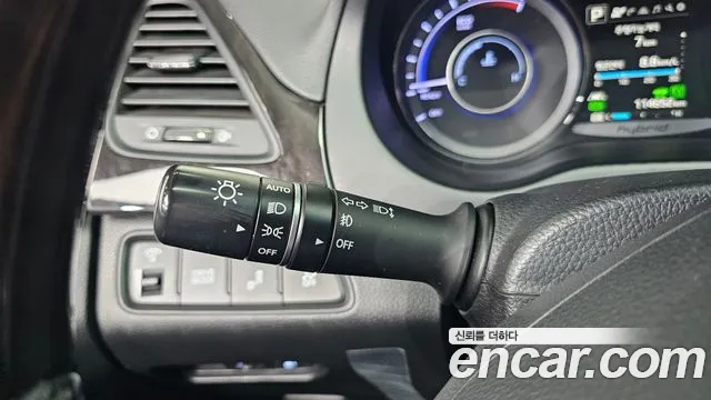 Hyundai Grandeur 2015 thumb 8