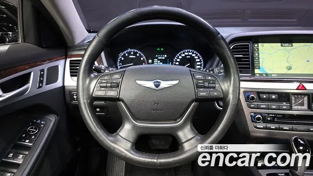 Hyundai Genesis 2014 thumb 10