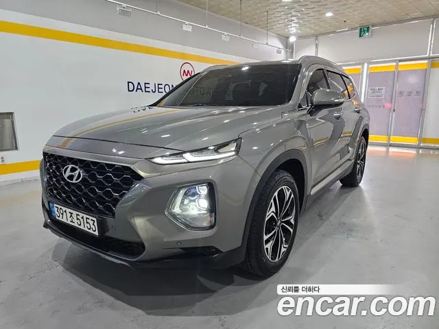 Hyundai Santa Fe 2018 thumb 3