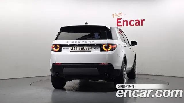 Land Rover Discovery Sport 2019 thumb 7