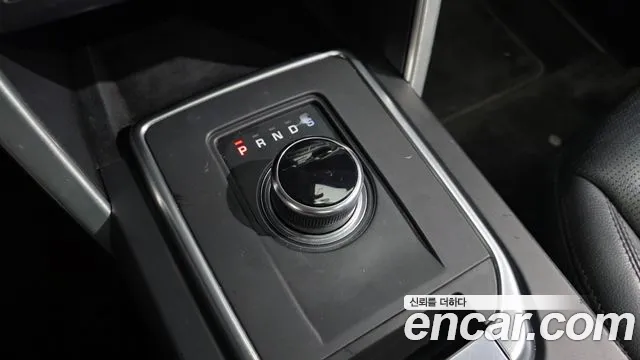 Land Rover Discovery Sport 2019 thumb 8