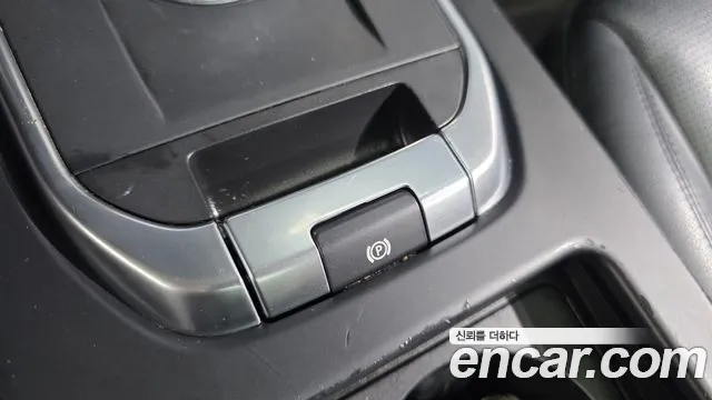 Land Rover Discovery Sport 2019 thumb 4