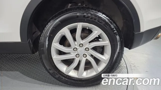 Land Rover Discovery Sport 2019 thumb 5