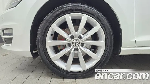 Volkswagen Golf 2014 thumb 11