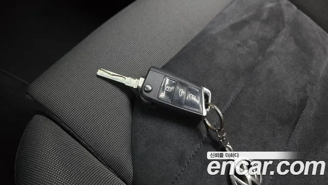 Volkswagen Golf 2014 thumb 3