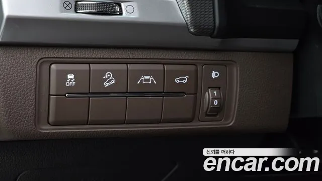 KGM Rexton 2022 thumb 6